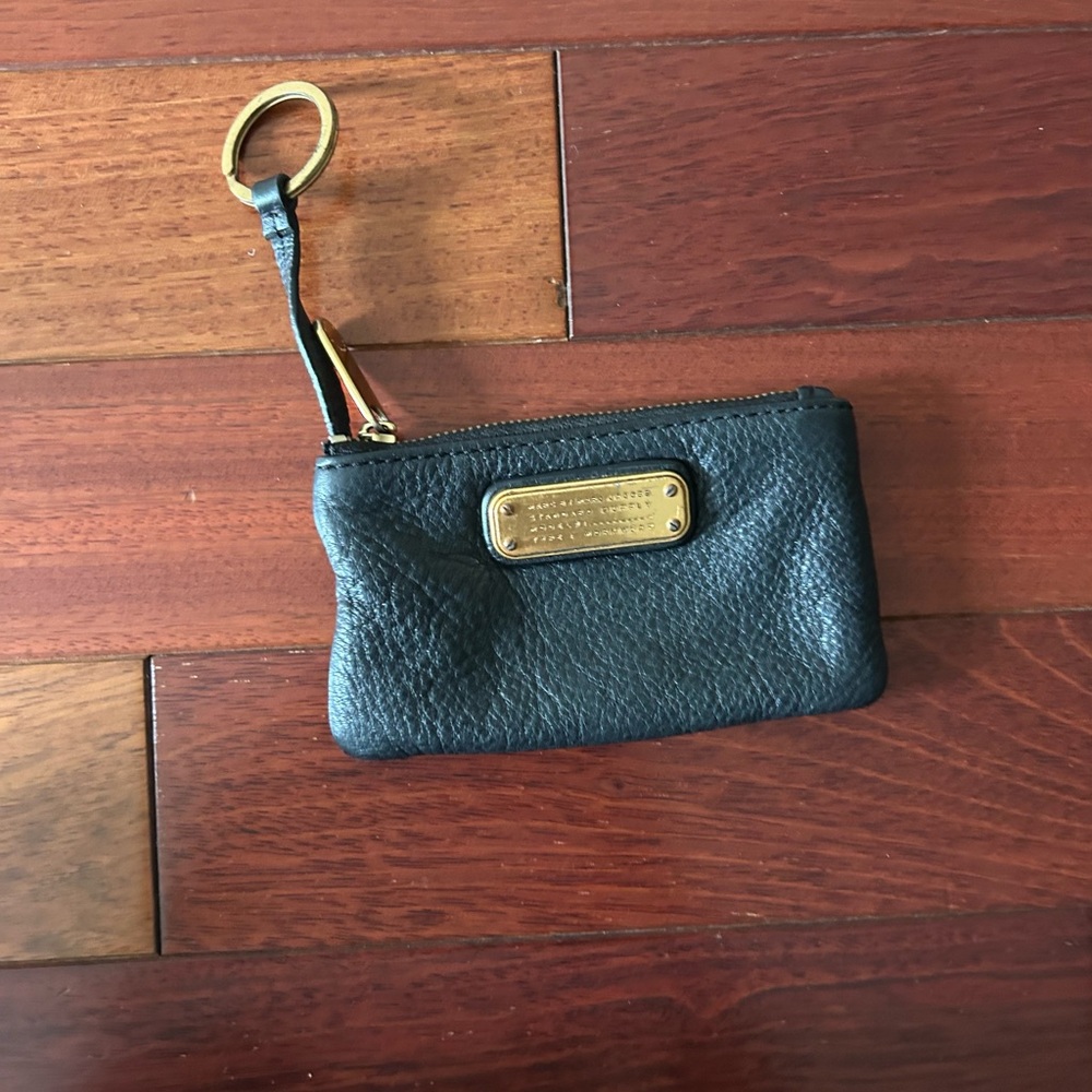 Marc by Marc Jacobs Black Leather keychain pouch w/ gold zipper and key ring.